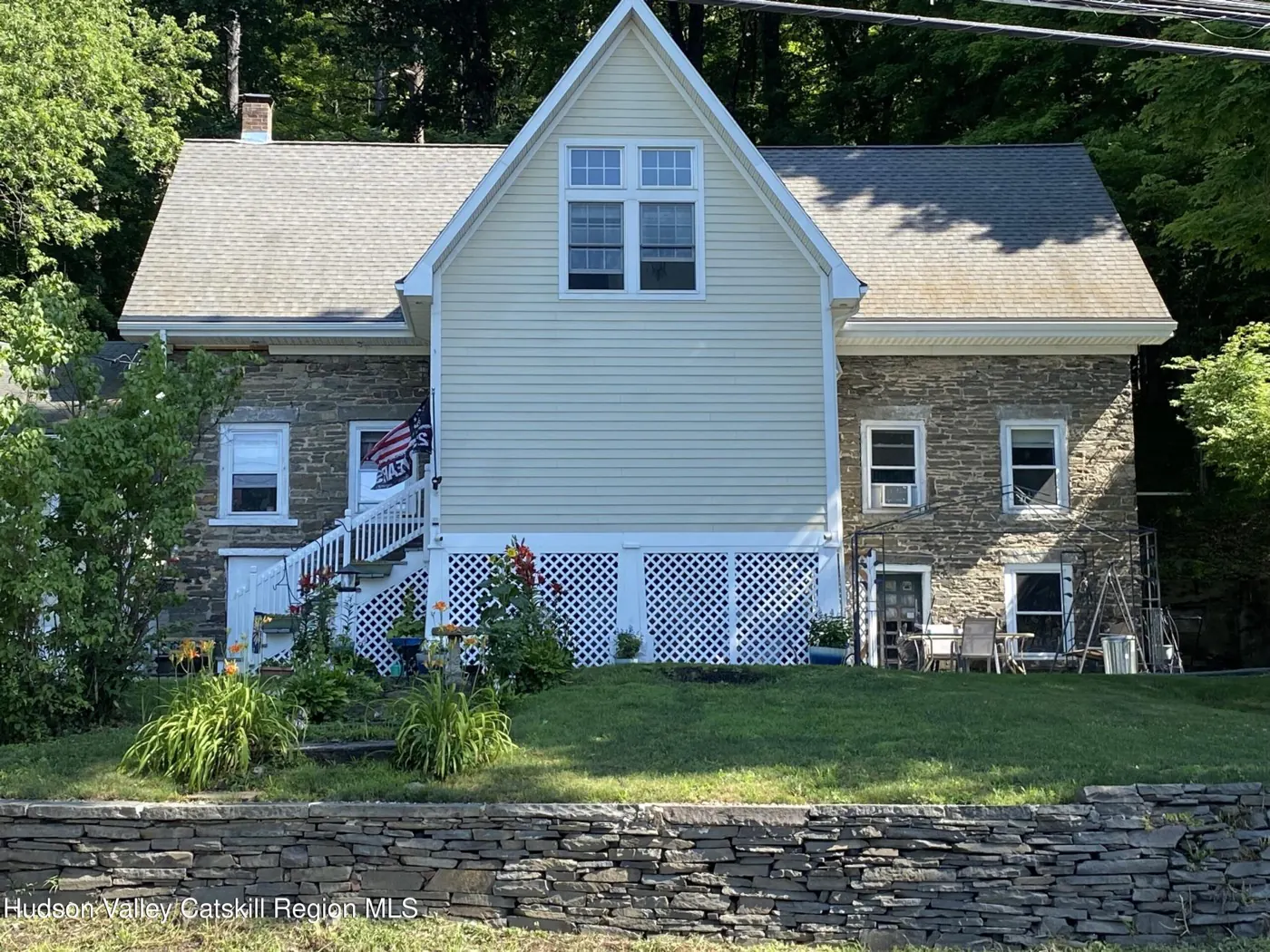 Current WMR listing photograph 1 of 1 for 696 Sawkill Road, Kingston, New York.